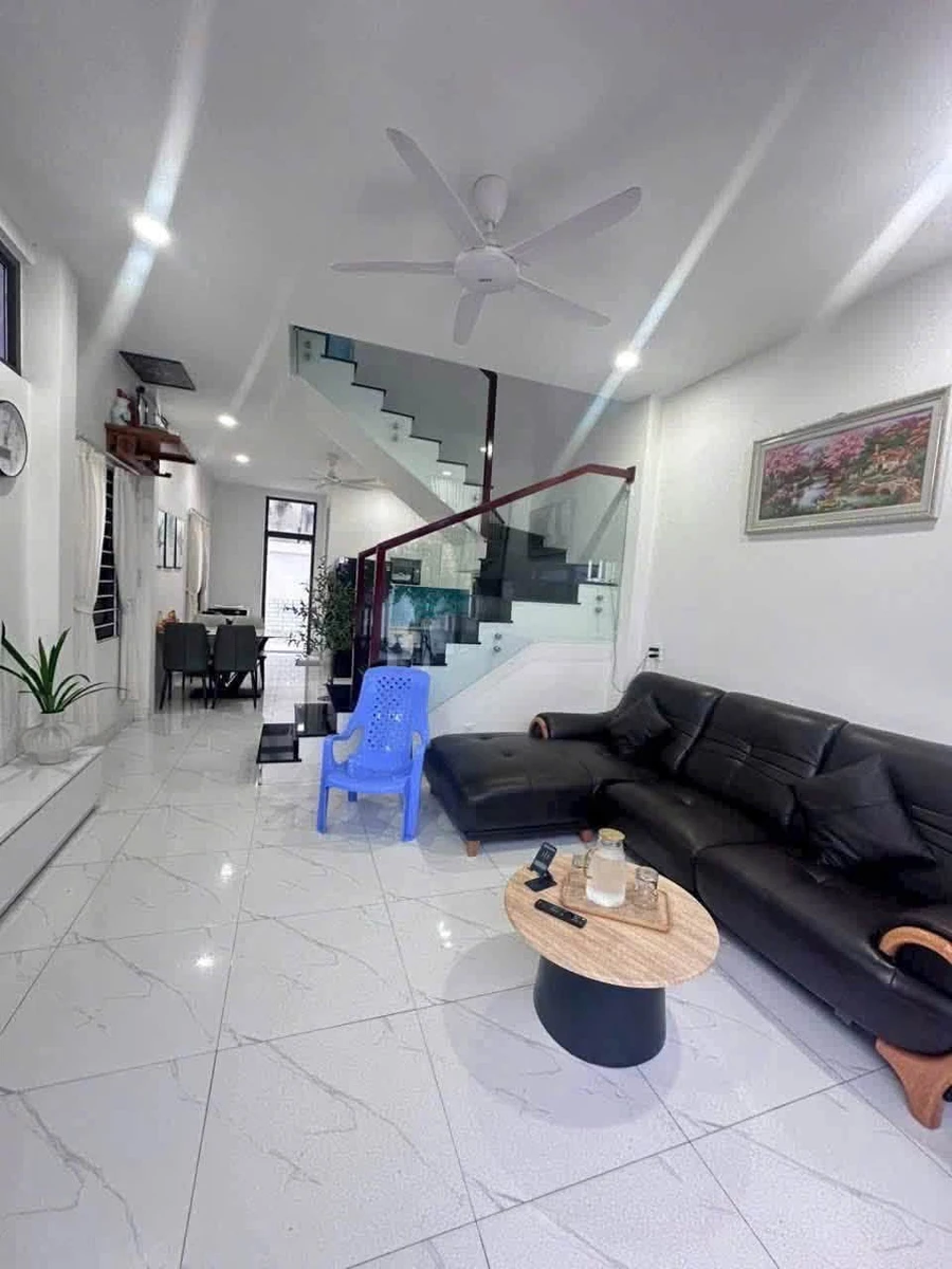 Bán nhà lầu mới 2PN 106m² Phú Long Bình Thuận 1.9 tỷ - Ảnh thu nhỏ 4