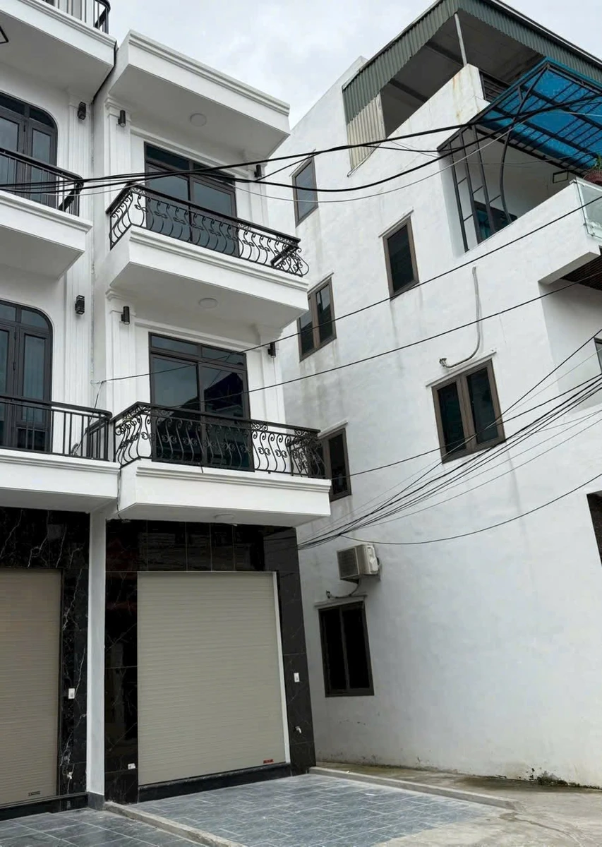 Bán nhà phố góc 3 tầng mặt phố 47m² Hải Dương 3,5 tỷ - Ảnh 1