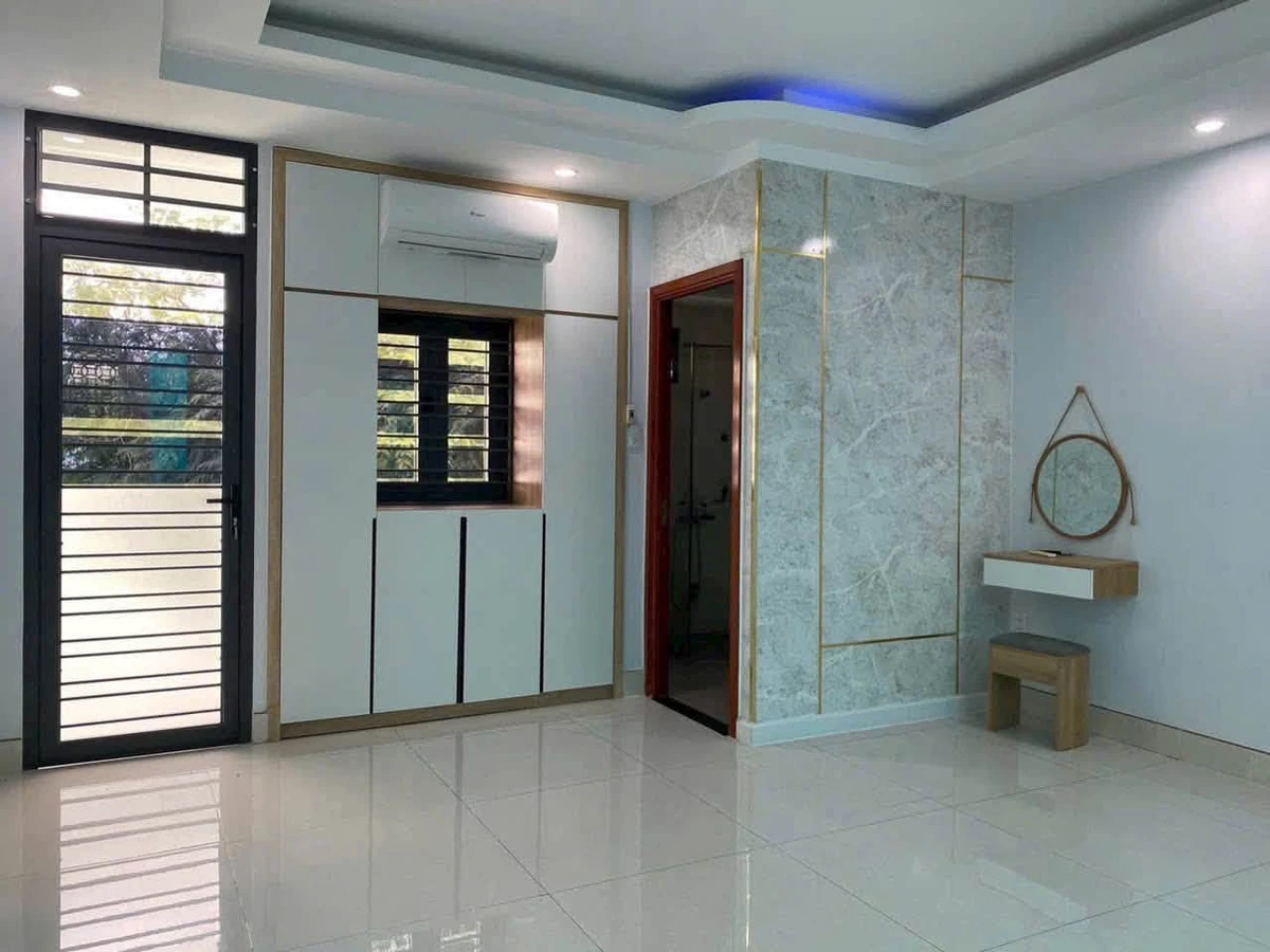 Bán nhà 1 trệt 3 lầu 123m² hẻm ô tô Nguyễn An Ninh, TP. Vũng Tàu, giá 10,3 tỷ - Ảnh thu nhỏ 3