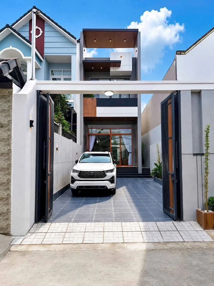 Bán nhà phố 1 trệt 1 lầu 170m2 Trảng Dài, Biên Hòa 4.79 tỷ - Ảnh 1
