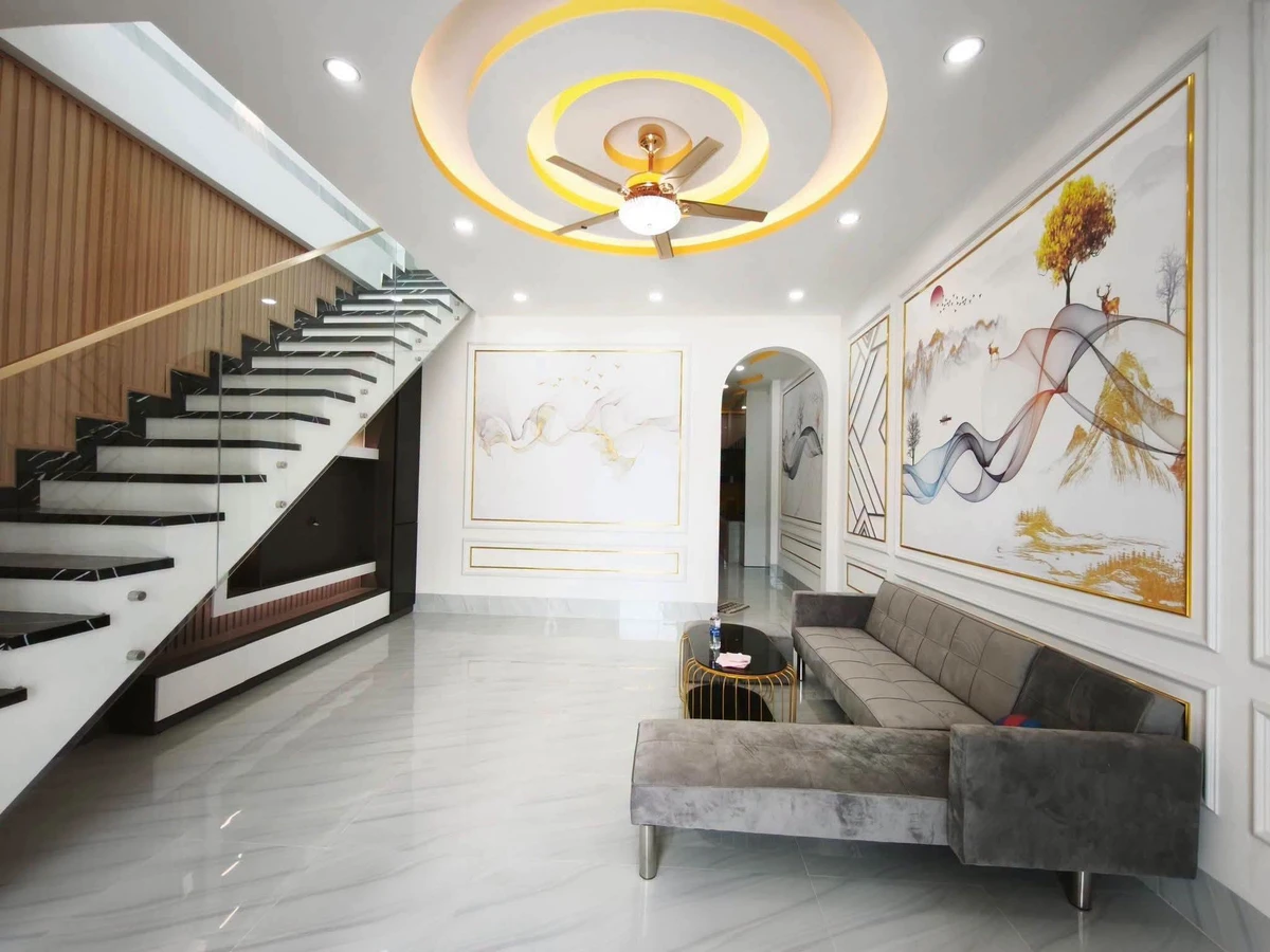 Bán nhà tân cổ điển Rạch Giá 75m² giá 2 tỷ 300 triệu - Ảnh thu nhỏ 3