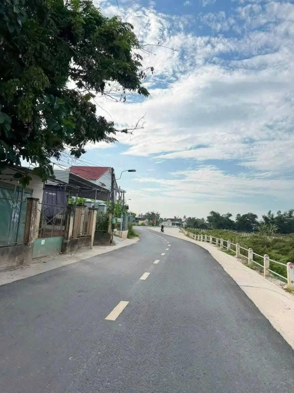 Bán đất Diên Phú 70m2 chỉ 620 triệu