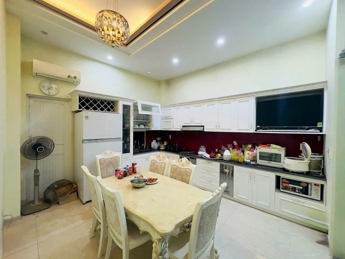 Bán nhà 5 tầng mặt đường 60m² Lê Hồng Phong, 10 tỷ - Ảnh thu nhỏ 2