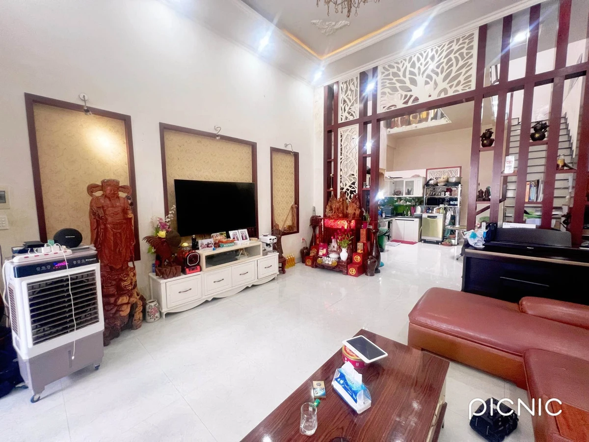 Bán nhà mặt tiền đường nhựa A4 cạnh khu đô thị Trung Nguyên, Buôn Ma Thuột, 3PN, giá 4,8 tỷ - Ảnh thu nhỏ 4