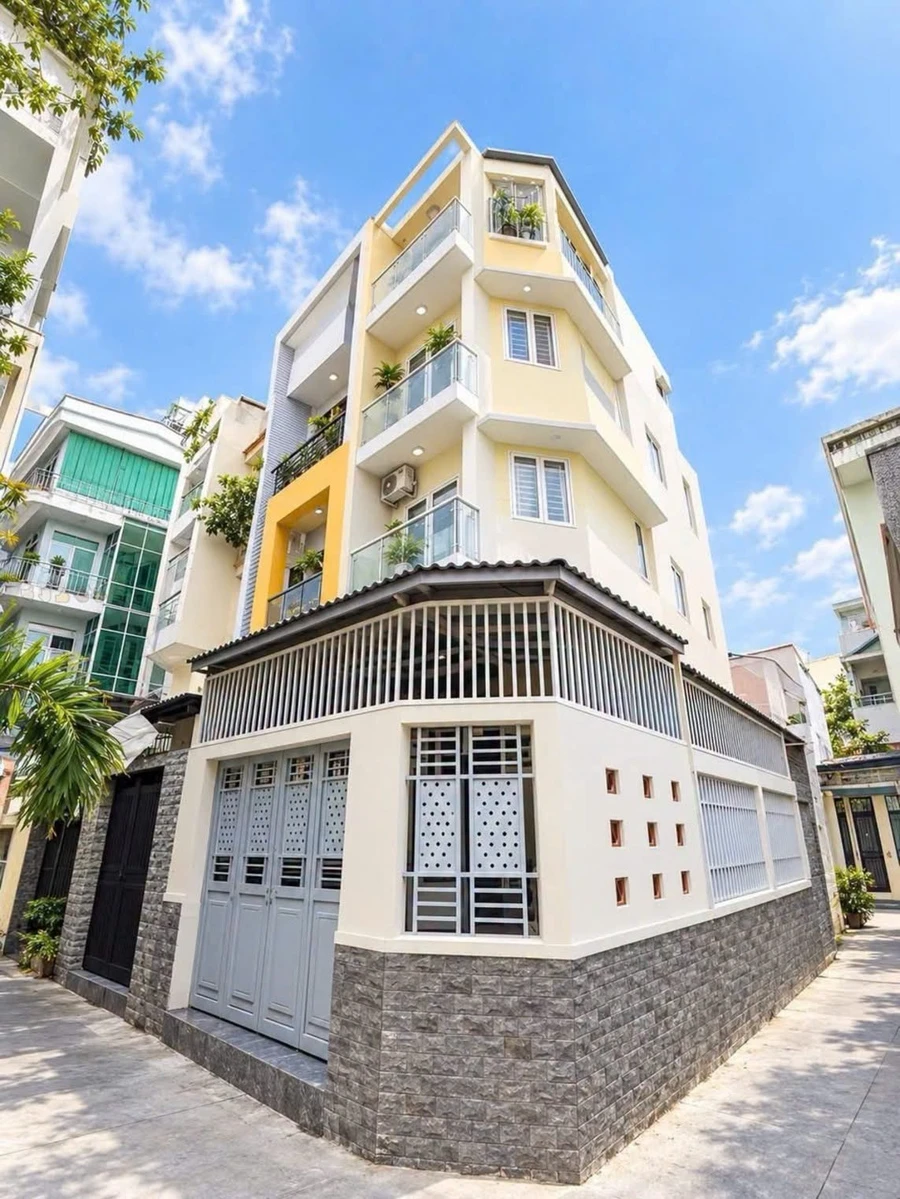 Bán nhà hẻm xe hơi Đồng Đen 70m² 4 tầng 6.7 tỷ - Ảnh thu nhỏ 2