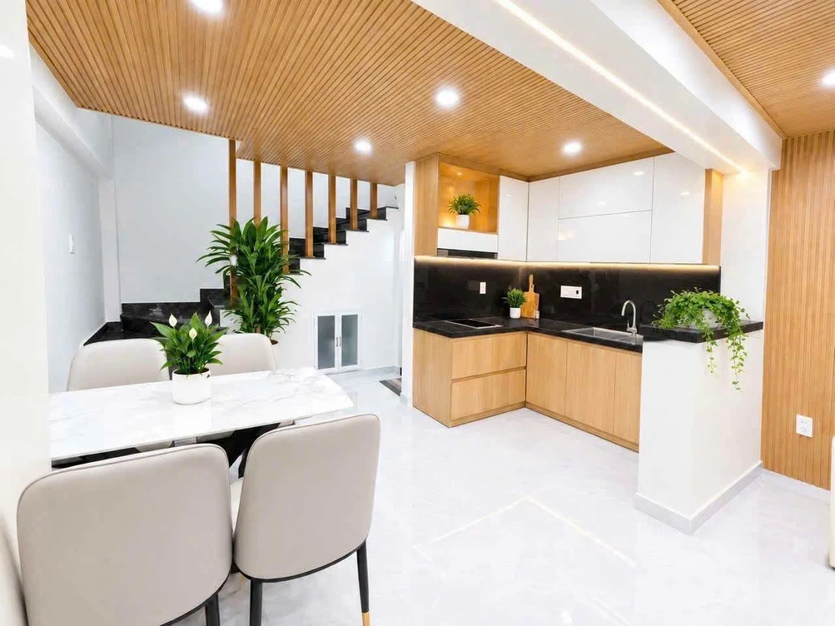 Bán nhà 3 tầng 120m² 3PN 2WC Quận 5 gần Trần Xuân Lê - Ảnh thu nhỏ 5