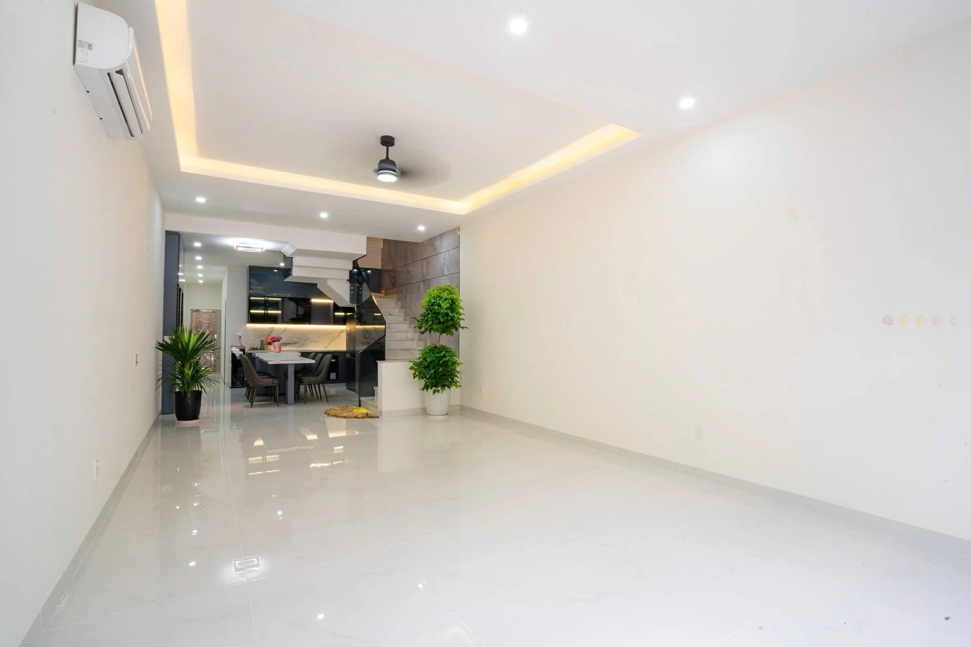 Bán nhà 3 tầng 103m² Phùng Tá Chu, Sơn Trà, Đà Nẵng 15,5 tỷ - Ảnh 1