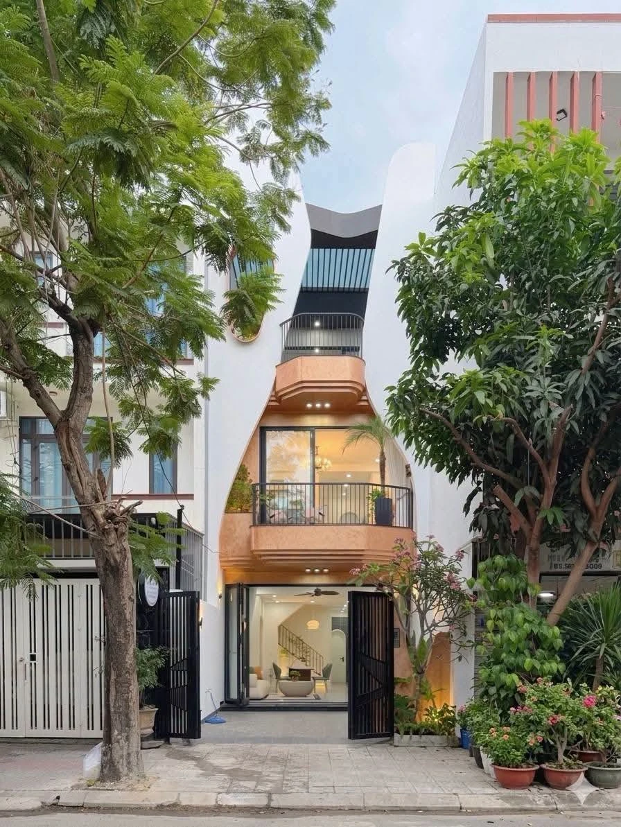 Bán nhà phố Hòa Xuân Đà Nẵng 100m2 3 phòng ngủ 8 tỷ - Ảnh 1