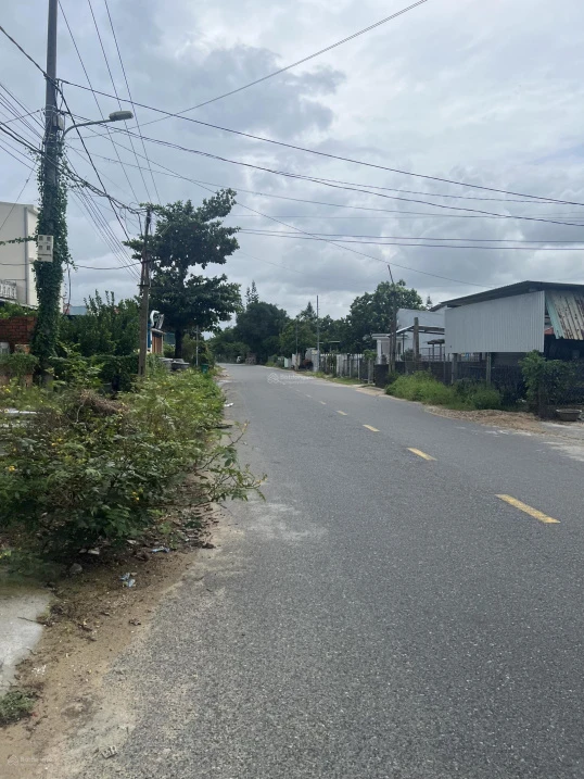 540m đất ở Hội An Tây, cách Nguyễn Tất Thành 500m, chiều ngang 10.5m, đường 13.5m. Giá chỉ 5,56tỷ - Ảnh thu nhỏ 3