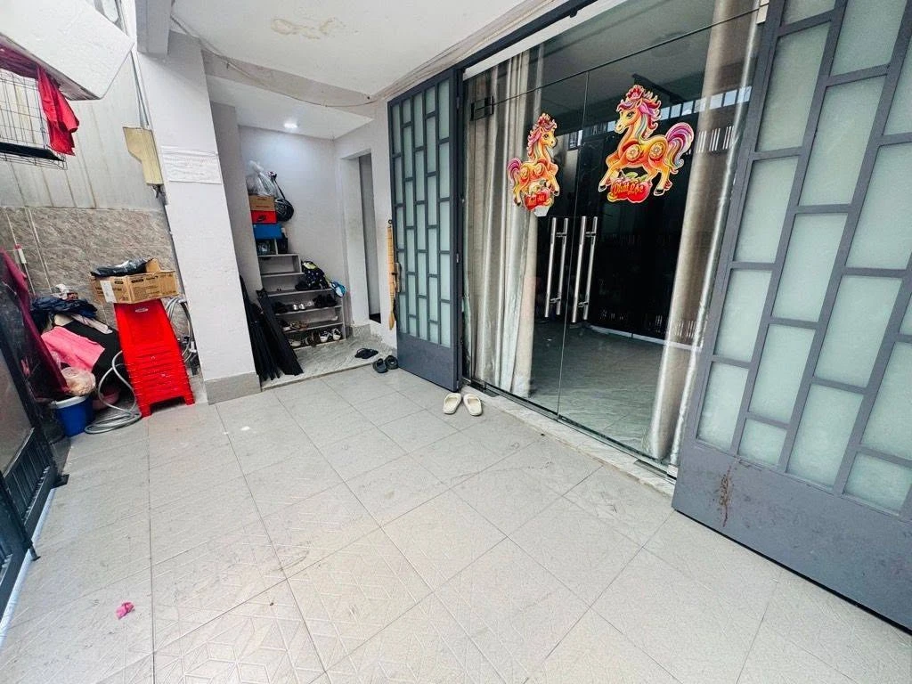 Bán nhà 3 tầng 5PN, 55m2 HXH Nguyễn Cửu Vân Bình Thạnh hơn 8 tỷ - Ảnh thu nhỏ 2