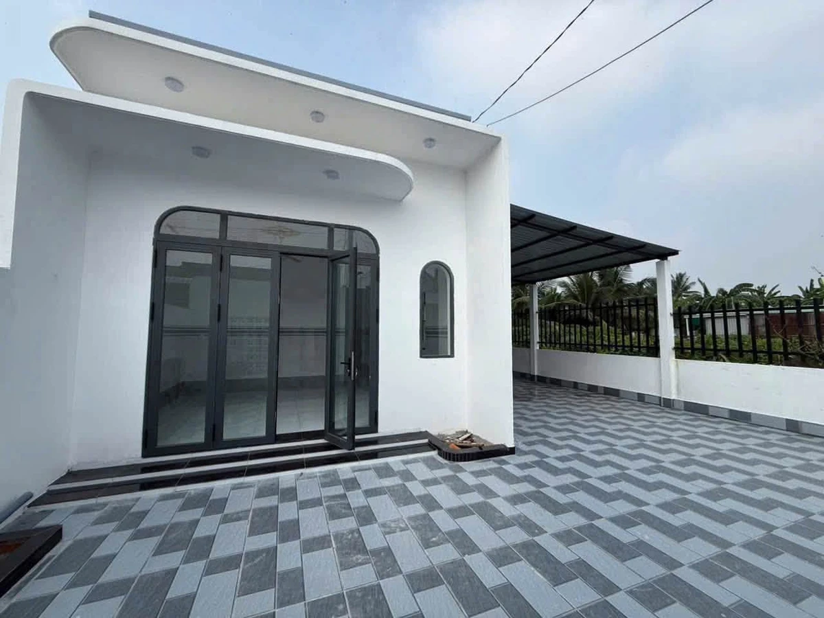 Bán nhà mới xây 10x22m thổ cư 100% giá 1,6 tỷ tại Thị trấn Tầm Vu, Châu Thành, Long An - Ảnh thu nhỏ 4