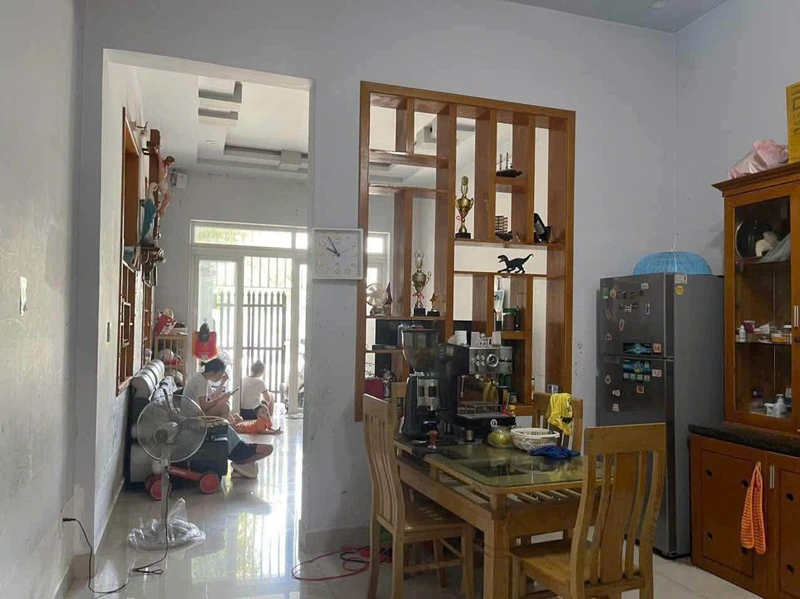 Bán nhà mái Thái Phú Hoà 267m2 Hóc Môn 22kw
