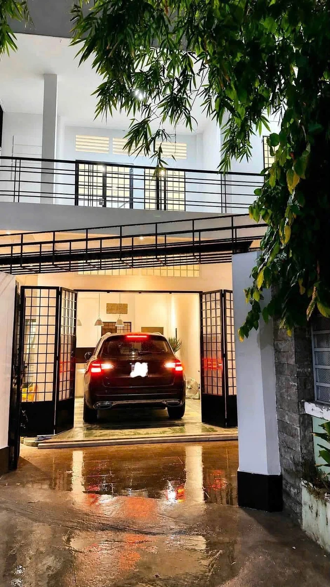 Bán villa 108m2, 4 phòng ngủ, gần công viên Gia Định, 10 tỷ - Ảnh 1