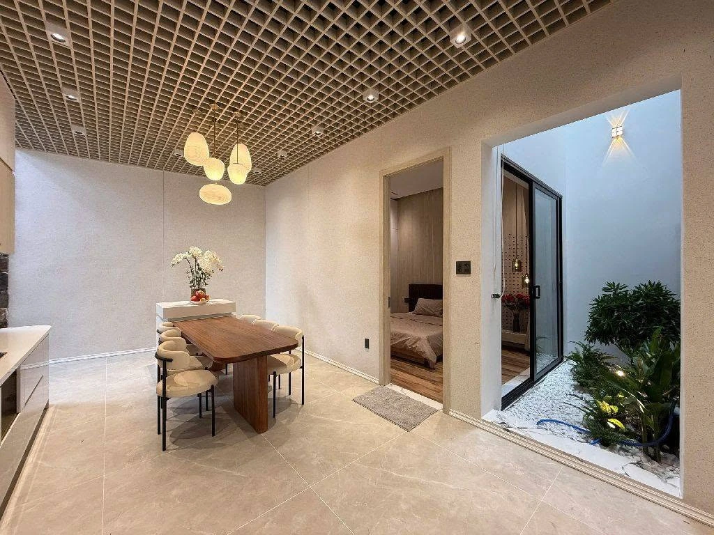 Bán nhà 3 tầng 126m² Đà Nẵng, giá 6 tỷ, dòng tiền 80 tr/tháng - Ảnh 1