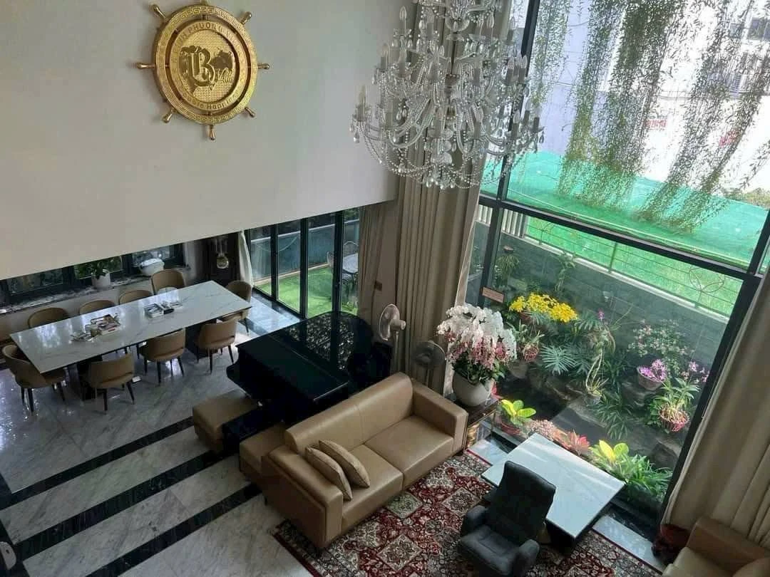 Bán biệt thự 650m2 Quận 7 giáp Phú Mỹ Hưng - Ảnh thu nhỏ 2
