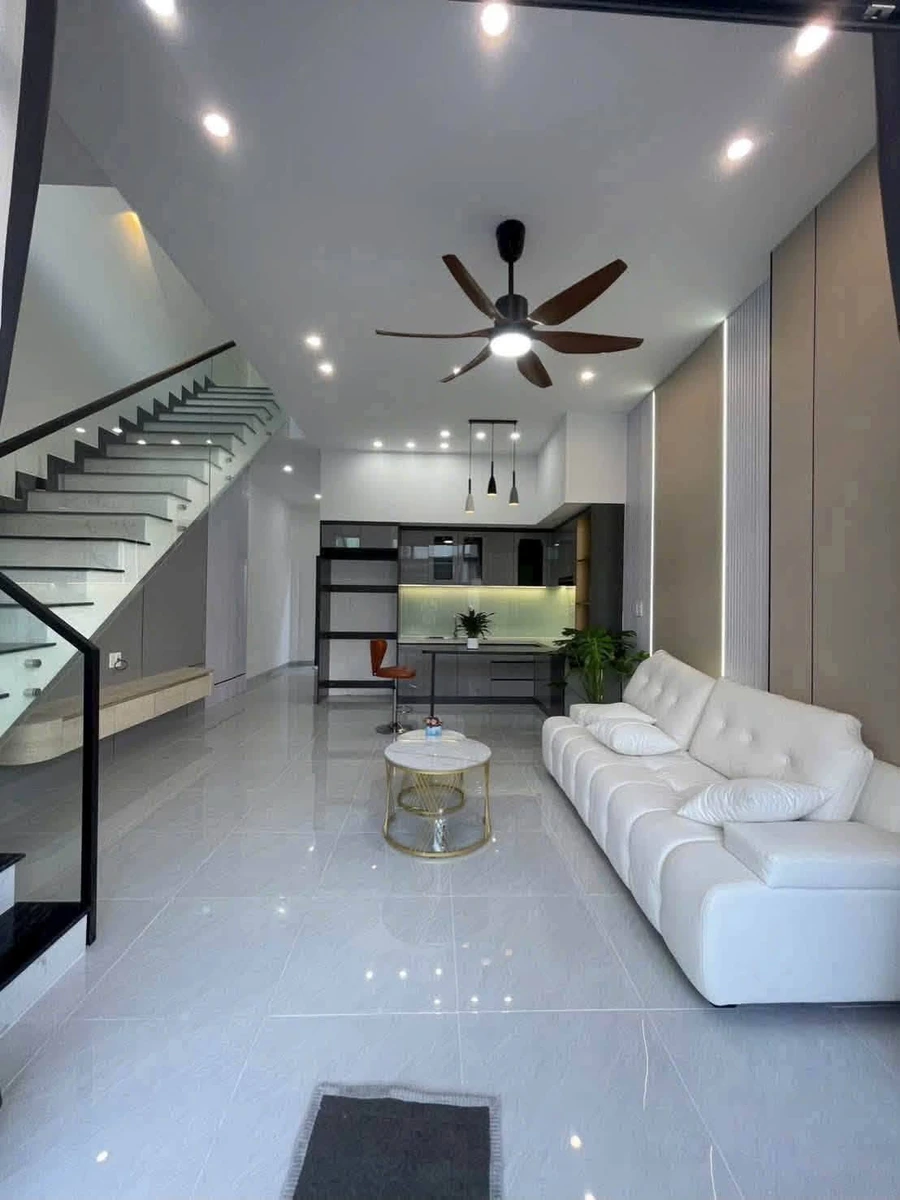 Bán nhà 3PN, 76m² sát chợ Phú Mỹ, Thủ Dầu Một, 3 tỷ 4 - Ảnh 1
