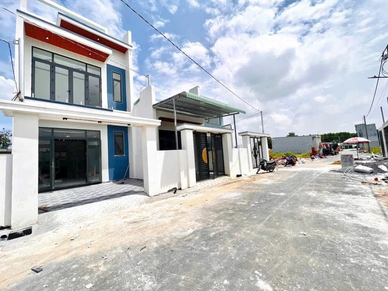 Bán nhà lầu 5x18 (90m²) Hương Lộ 15, Tân Triều, giá 1 tỷ 780 triệu