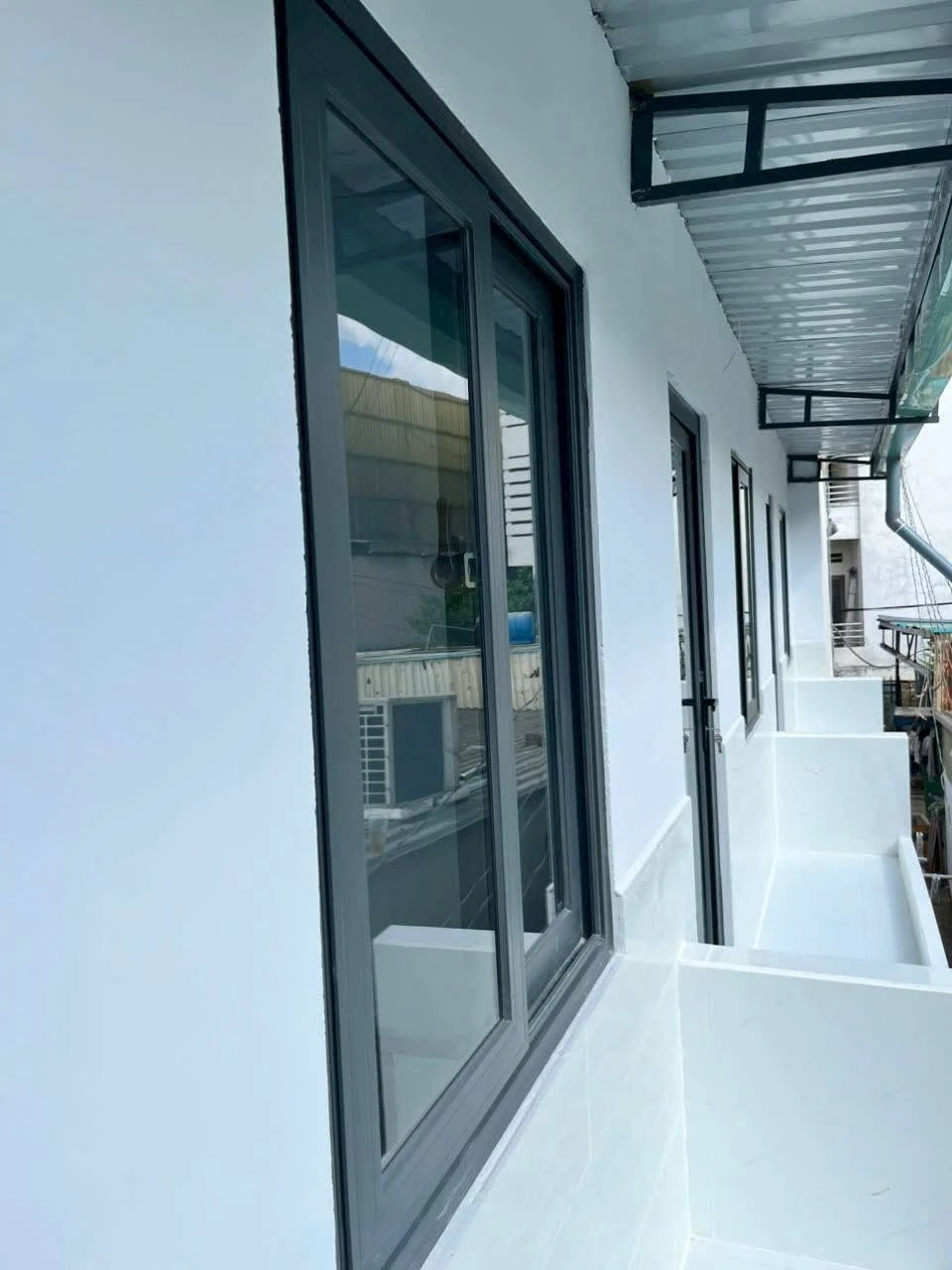 Bán nhà nhỏ 18m2 1 gác 2WC đường số 4 Trường Thọ, Thủ Đức giá 990 triệu - Ảnh 1