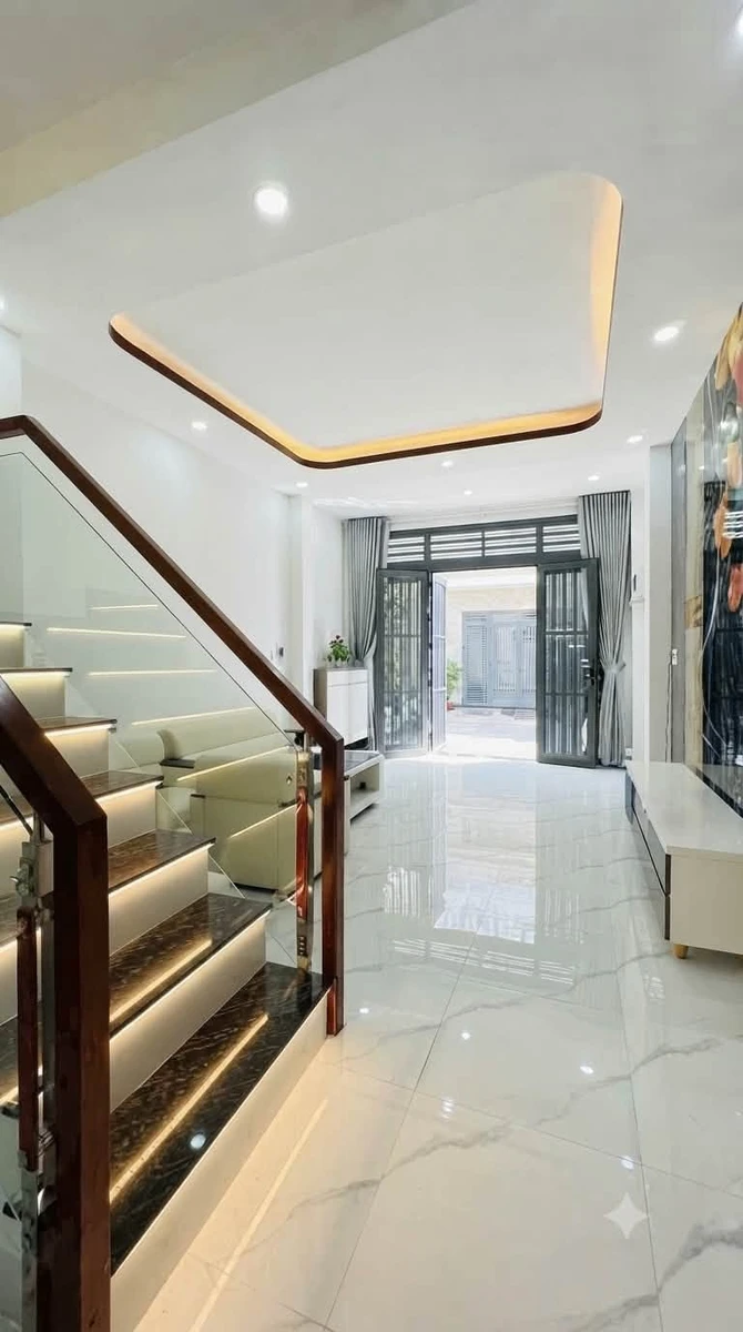 Bán nhà hẻm xe hơi Lê Văn Quới 4x12m, 1 trệt 1 lầu, 2PN, 4,5 tỷ, Bình Tân - Ảnh 1