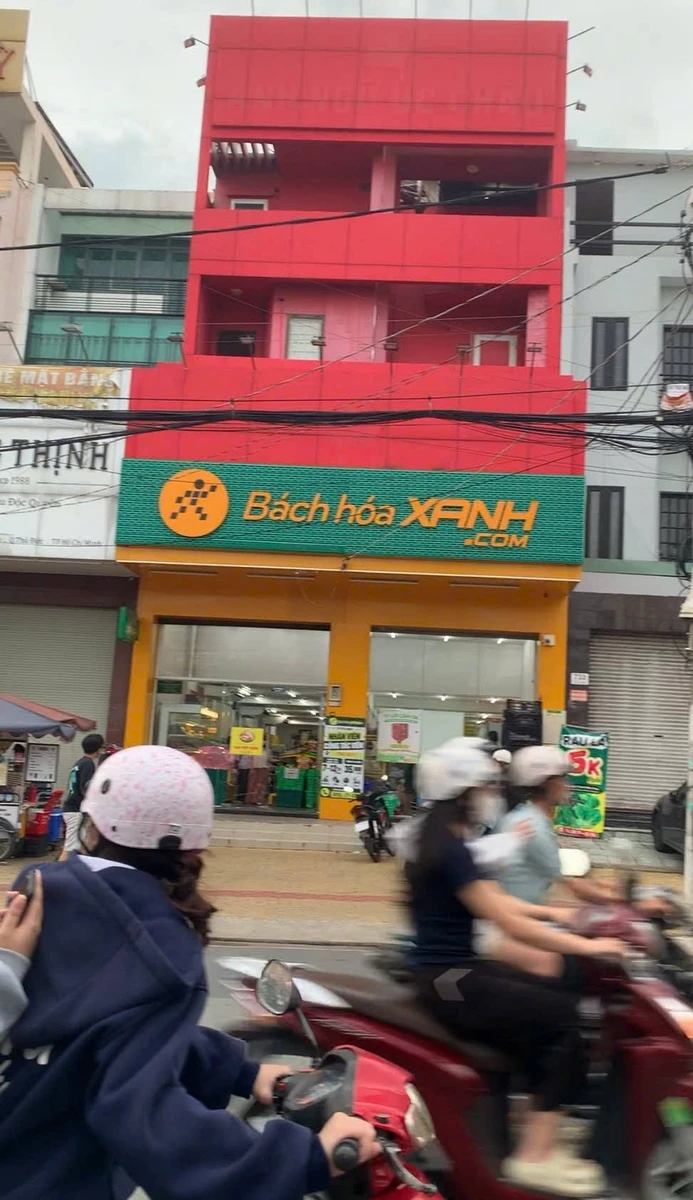 Bán nhà 3 tầng 85m² 4PN Thủ Đức 7.99 tỷ - Ảnh thu nhỏ 2