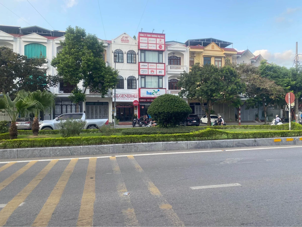 Bán nhà kinh doanh Lạc Long Quân 60m2, 7 tỷ, Quận 10 - Ảnh 1