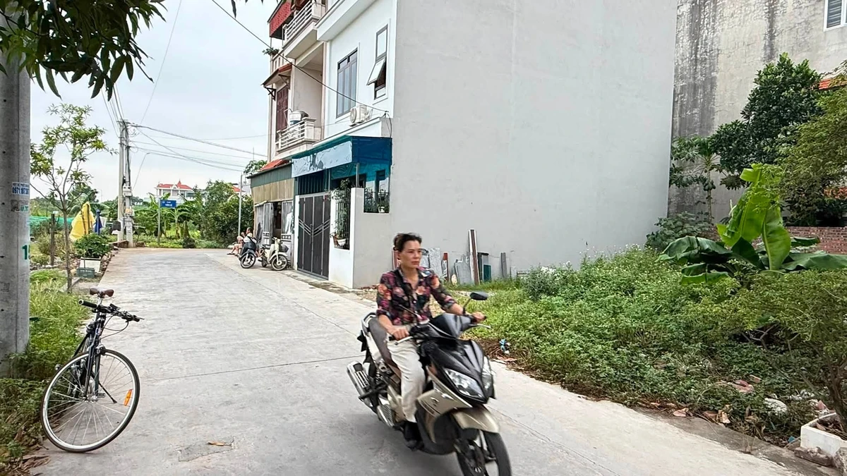 Bán lô đất 57,8 m² mặt tiền rộng đường Trường Chính 2,5 tỷ - Ảnh 1