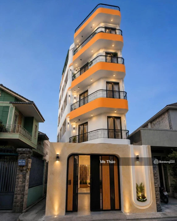 23,9 tỷ sở hữu tòa CHDV 2 mặt tiền Tân Bình, 14/14 phòng full khách, dòng tiền thực hơn 1 tỷ/năm - Ảnh 1