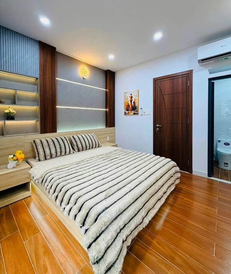 Bán nhà hẻm ôtô 4 tầng 44m2, 4 phòng ngủ, 5 WC tại Gò Vấp giá 6,6 tỷ - Ảnh thu nhỏ 4
