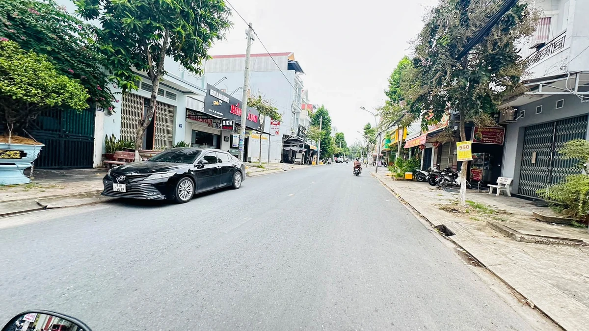 Bán đất mặt tiền Phạm Hùng 200m² giá 7 tỷ Tân Phú - Ảnh thu nhỏ 3