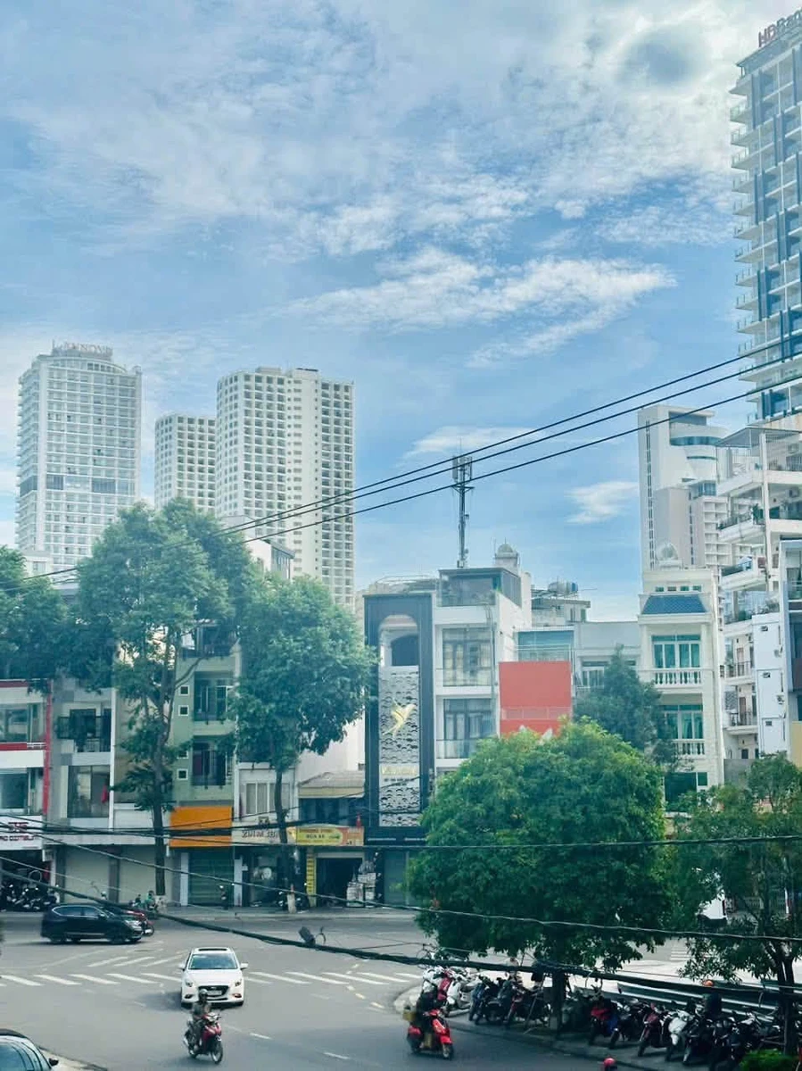 Bán nhà cấp 4 2 mặt tiền hẻm Hoàng Hoa Thám, 43,2m2, giá 6,7 tỷ, gần biển Nha Trang - Ảnh thu nhỏ 4
