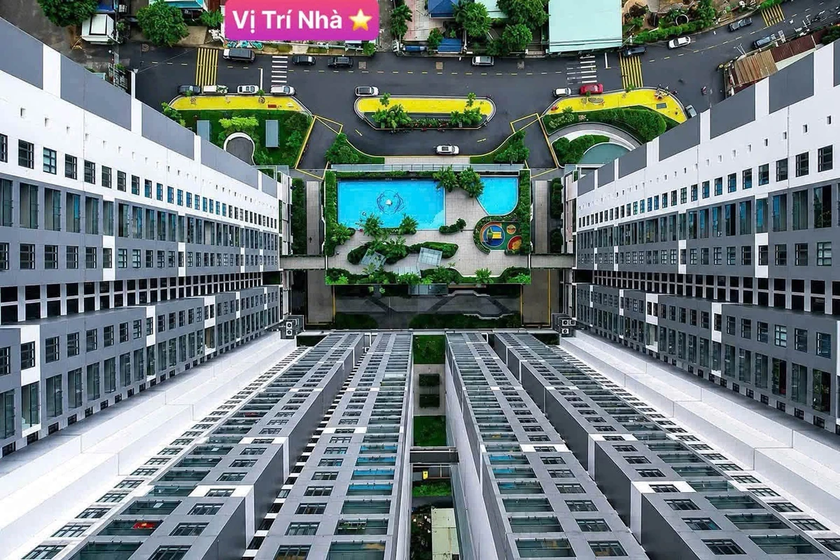 Bán villa 300m2 góc 2 mặt tiền Nguyễn Bỉnh Khiêm, Quận 7 - Ảnh 1