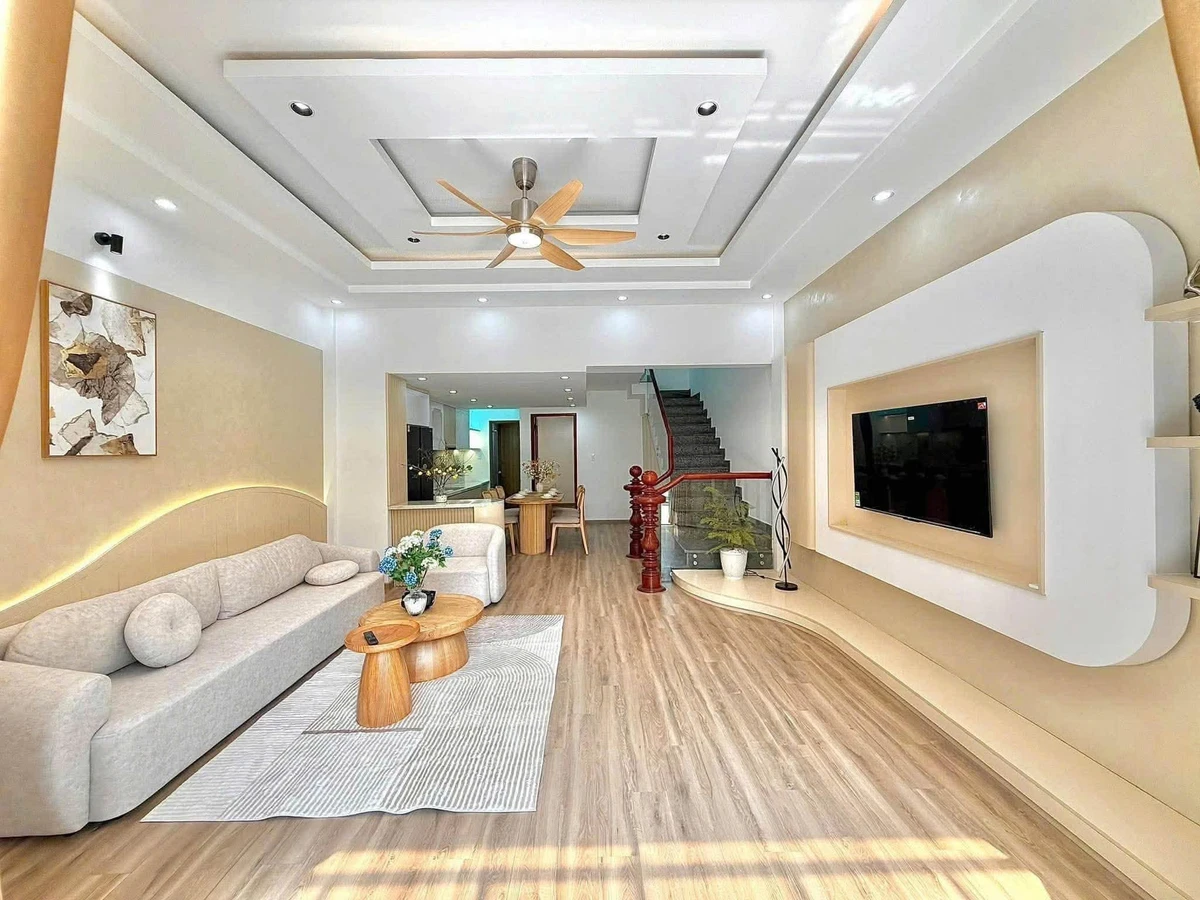 Bán nhà phố 4PN full nội thất mặt tiền Bình An 7, 68.4m² giá 9 tỷ - Ảnh 1