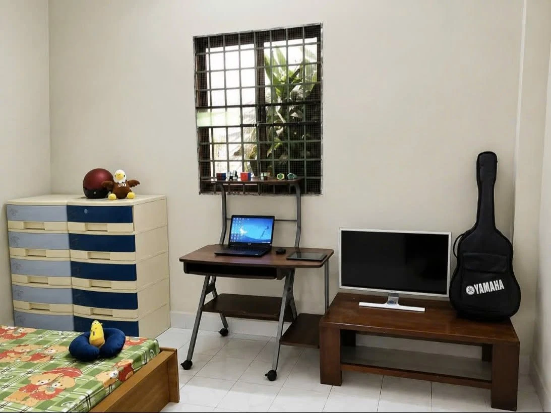 Bán nhà cấp 4 hẻm xe tải 92m2 gần chợ Tân Sơn Nhất, Gò Vấp, giá 7,9 tỷ - Ảnh thu nhỏ 3