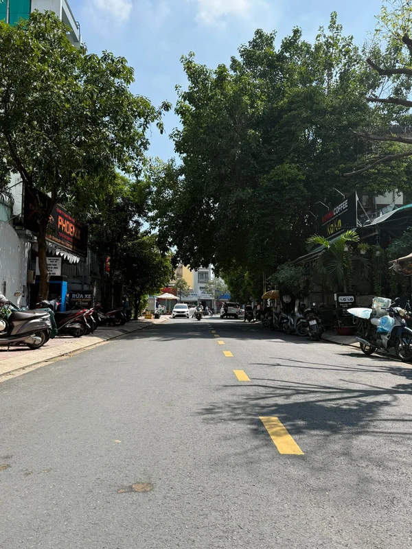 Nhà mê mới hiện đại Buôn Ma Thuột, 137.5m2, 3PN 4WC, 3,79 tỷ 14108