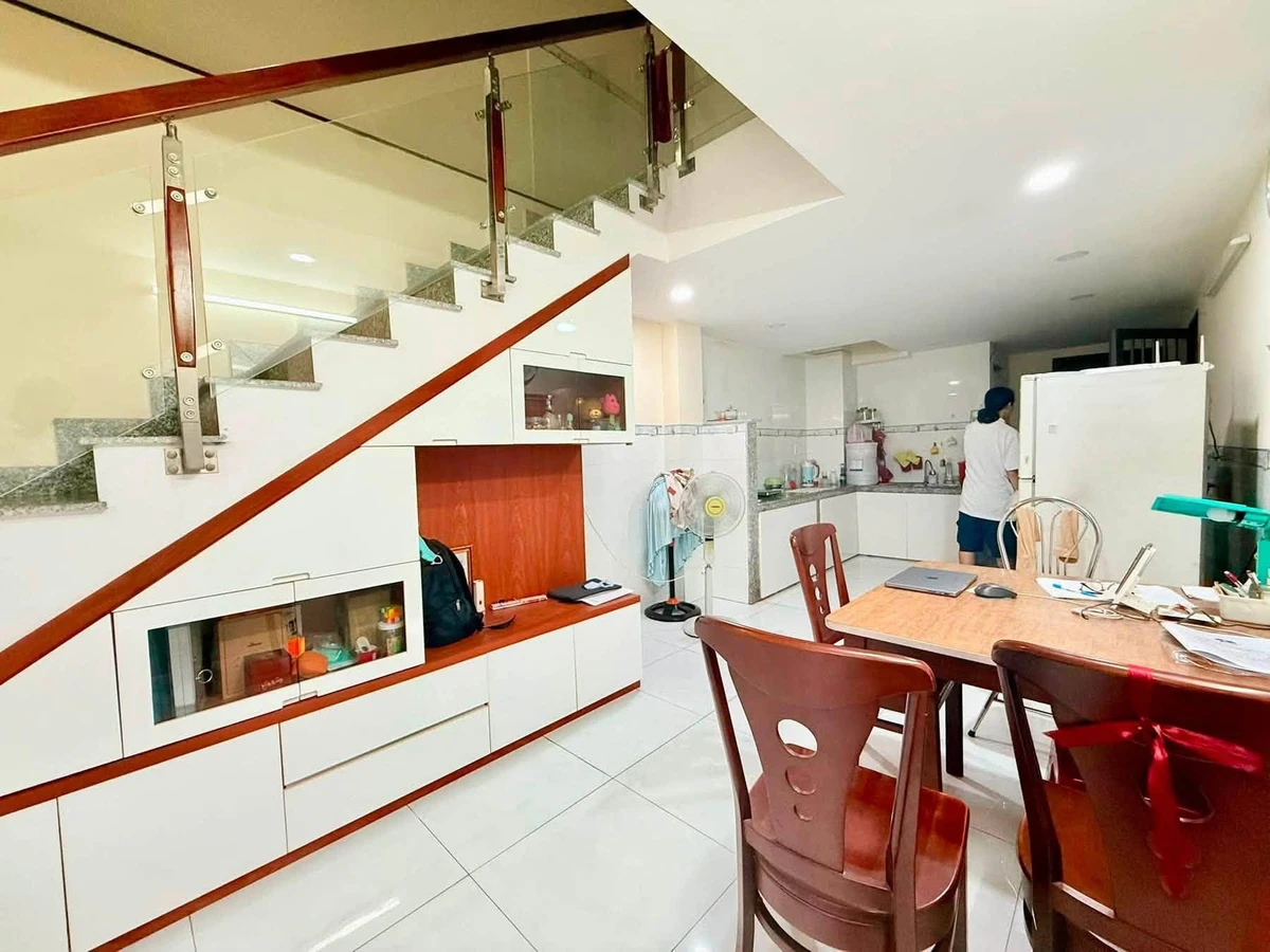 Bán căn hộ dịch vụ 5 tầng 17 phòng, 140m2, hẻm 7 chỗ Đồng Đen - Hoàng Hoa Thám, Tân Bình - Ảnh thu nhỏ 3