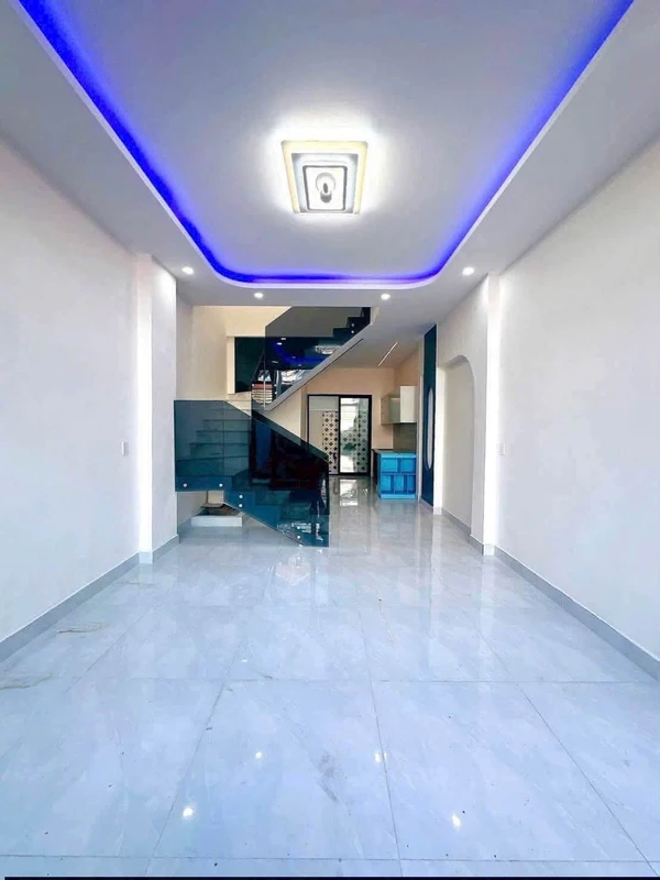 Bán nhà 2 PN 2 WC 62m² Dĩ An, Bình Dương 3,85 tỷ