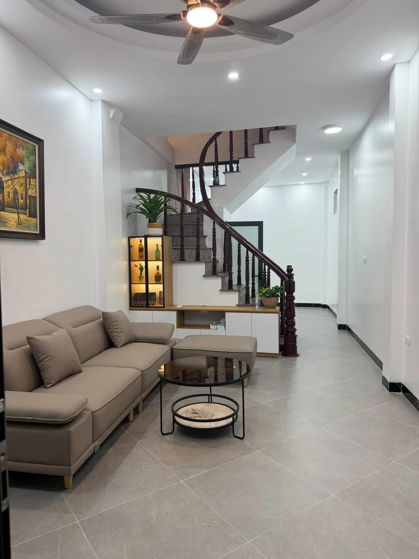 Nhà bán góc 3 mặt thoáng 39m2 5 tầng 5 ngủ tại Tân Mai - Ảnh 1