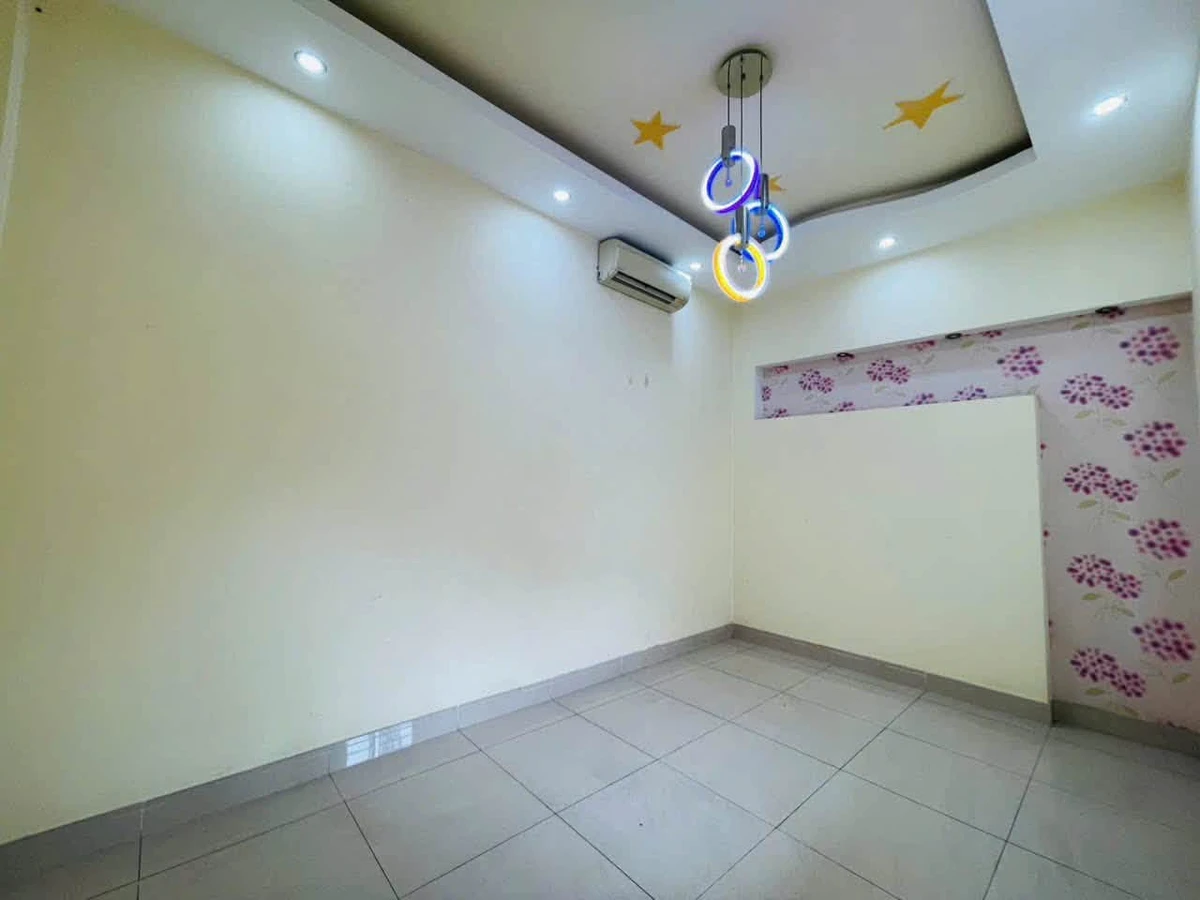 Bán nhà 3 tầng 231m² Đồng Nai 5,3 tỷ - Ảnh thu nhỏ 5