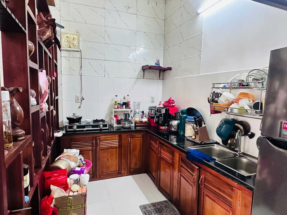 Bán nhà Thủy Xuân 100m² 2 PN, giá 1,98 tỷ - Ảnh thu nhỏ 3