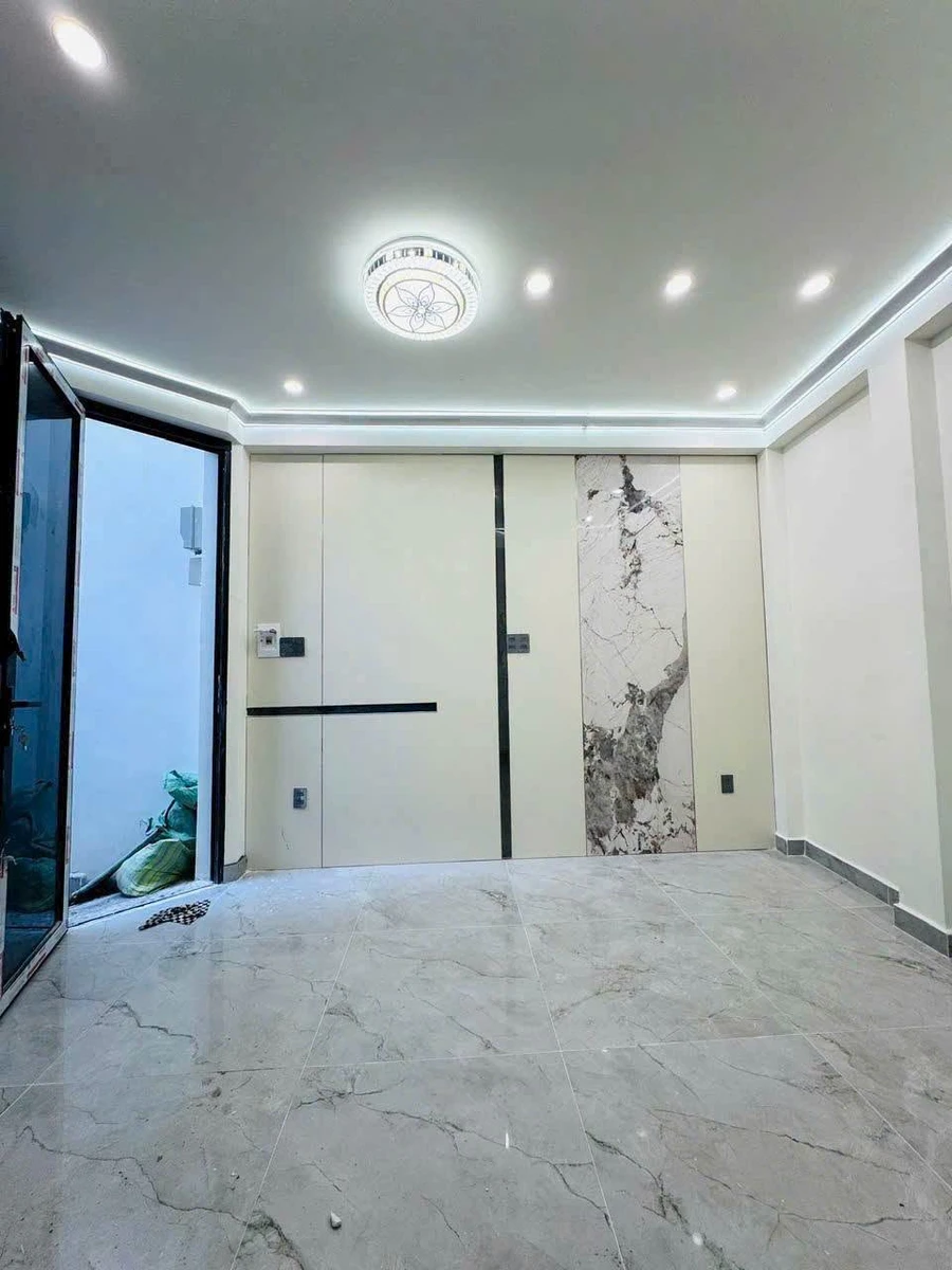 Bán nhà hẻm Đoàn Văn Bơ Quận 4, 5 tầng, 26,6m², 3PN 4WC, giá 4,25 tỷ - Ảnh thu nhỏ 4