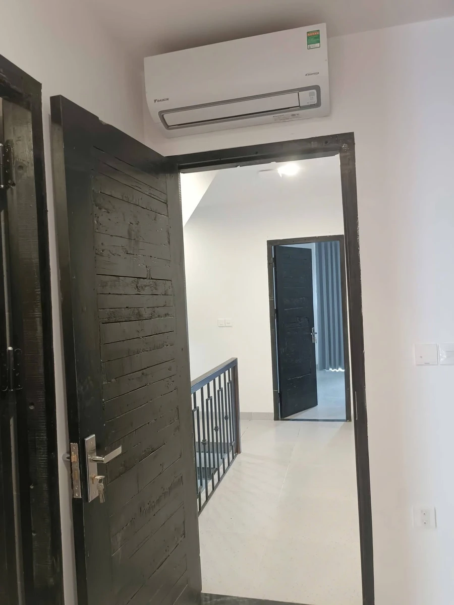 Bán nhà liền kề 117m² 3 tầng 6 phòng Phú Quốc 12 tỷ - Ảnh thu nhỏ 4