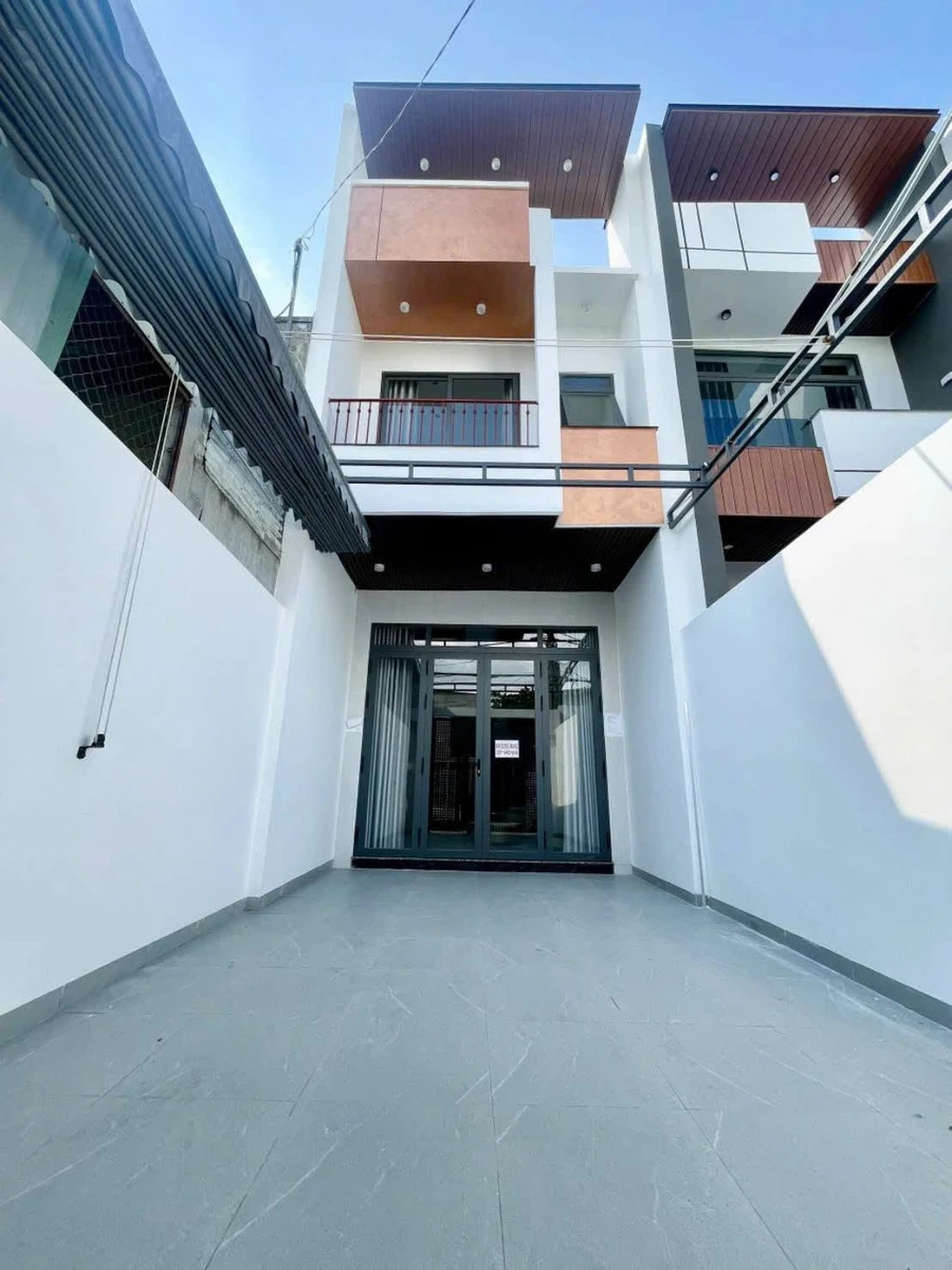 Bán nhà 1 trệt 1 lầu 3PN 140m² Tân Hiệp, Đồng Nai - Ảnh thu nhỏ 2