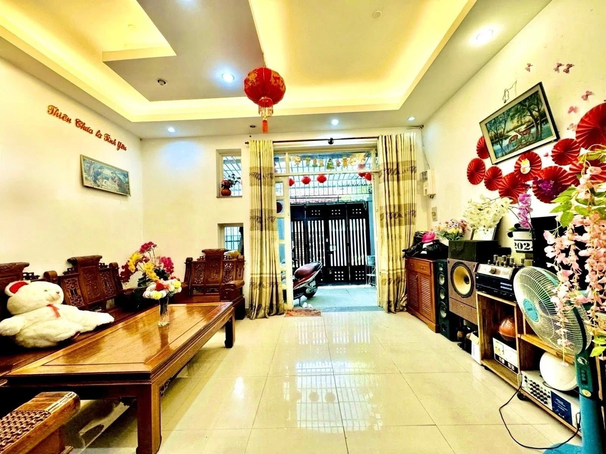 Bán nhà phố 80m² 6 phòng ngủ trung tâm Phú Nhuận - Ảnh thu nhỏ 2