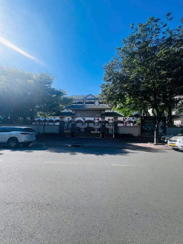 Bán căn 1PN+ Sun Centro Town 51,8m² view biển 4,318 tỷ Bãi Cháy duongxa