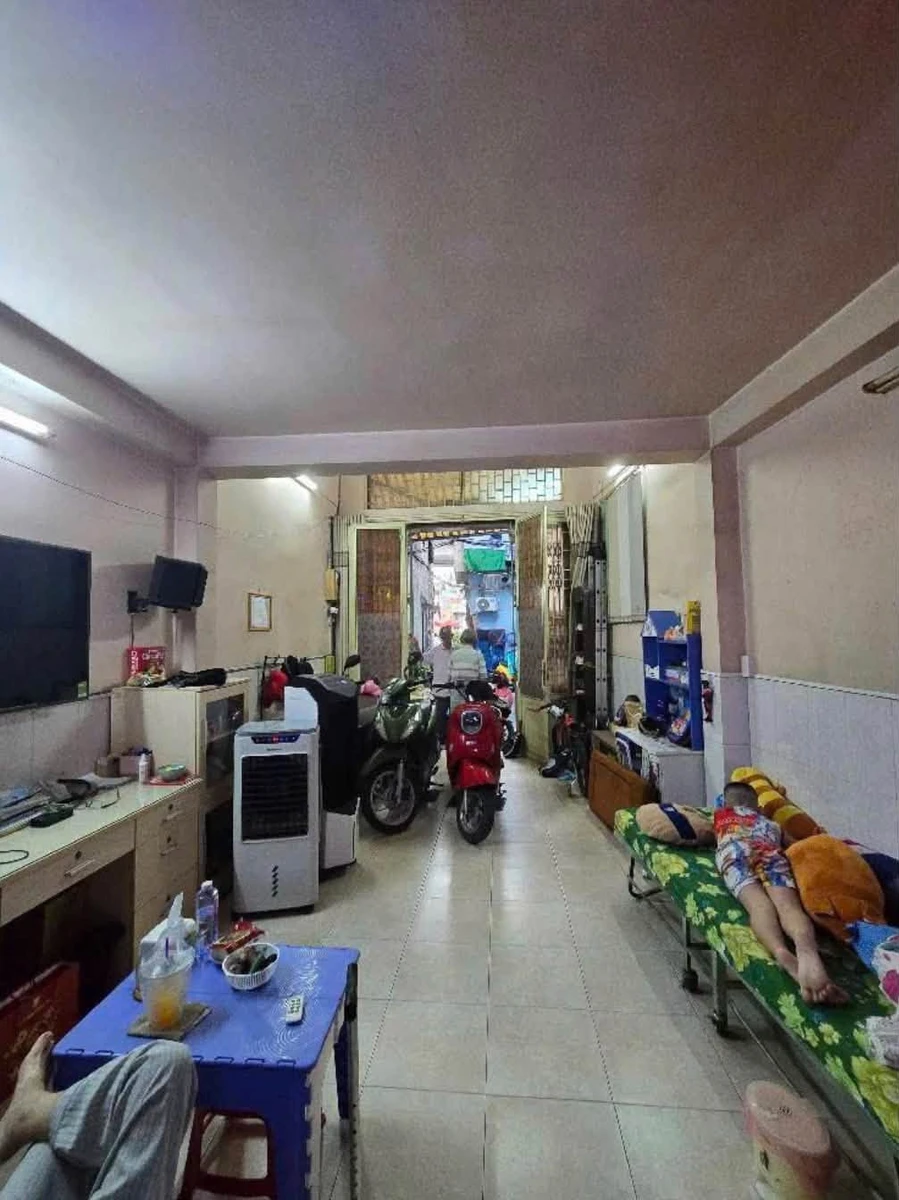 Bán nhà hẻm 4 tầng 3,5x14m, 4PN, đường 3 Tháng 2, giá 7 tỷ - Ảnh thu nhỏ 2