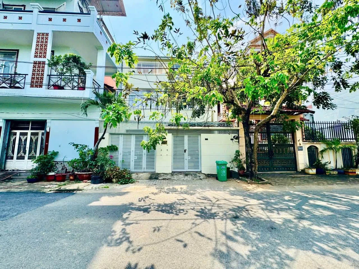 Bán biệt thự view sông 20 tỷ, 160m², Quận 7 - Ảnh thu nhỏ 2