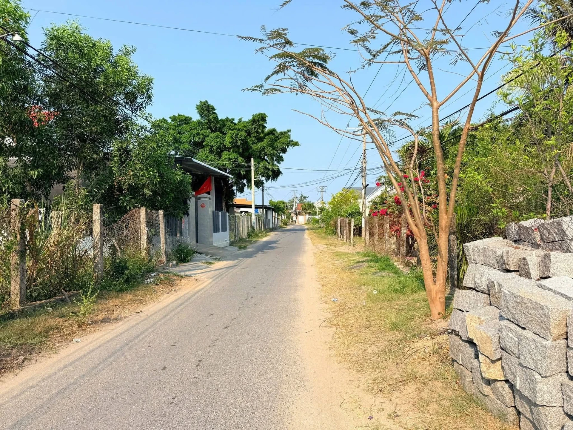Bán đất 152m² trục chính Suối Luồng gần sân bay Vân Phong 1 tỷ 350 - Ảnh 1