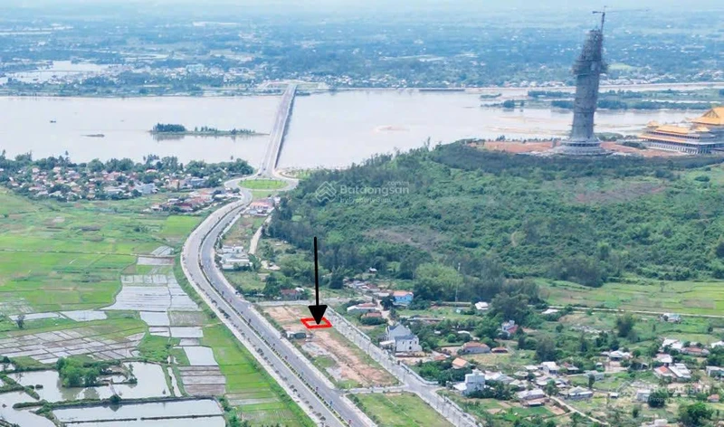 Mặt tiền đường nội bộ Mỹ Khê Angkora sạch đẹp, DT 100m2, giá cắt lỗ chỉ còn 1,4 tỷ, sổ hồng sẵn