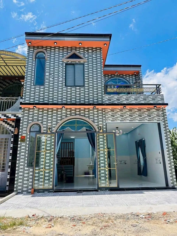 Bán nhà lầu mới 3 phòng ngủ, 56.7m², Tây Ninh, 1 tỷ 190 triệu