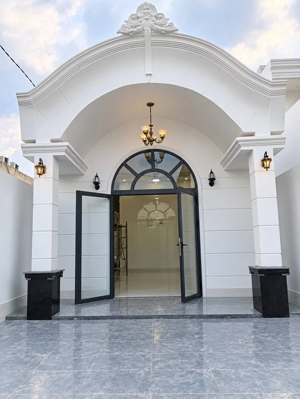 Bán nhà mặt tiền hẻm 3PN 5.25m² Phường 7 Tân An, giá 1 tỷ 890 triệu